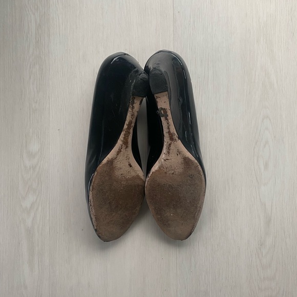 Black Ferragamo Patent Wedges Size 7.5 - Picture 3 of 4